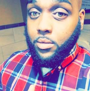 Meet your Posher, Derrick